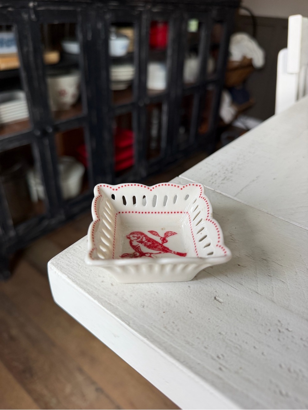 Andrea by Sadek bird Toile Elisabeth Trost Trinket Dish -
